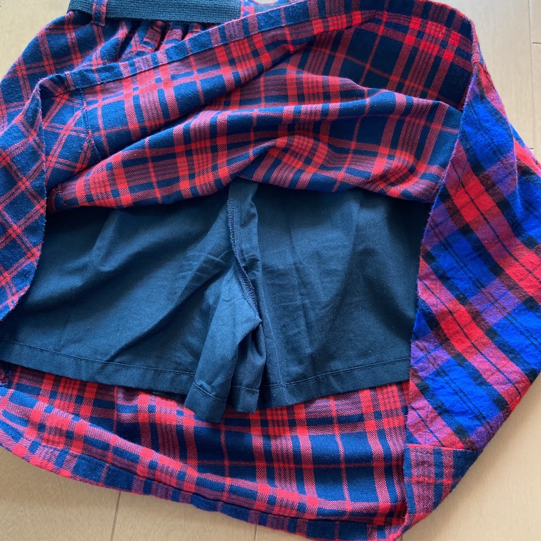 bluecross(ブルークロス)のBLUE  CROSS girls  スカート　ベルト付き（160㎝） キッズ/ベビー/マタニティのキッズ服女の子用(90cm~)(スカート)の商品写真