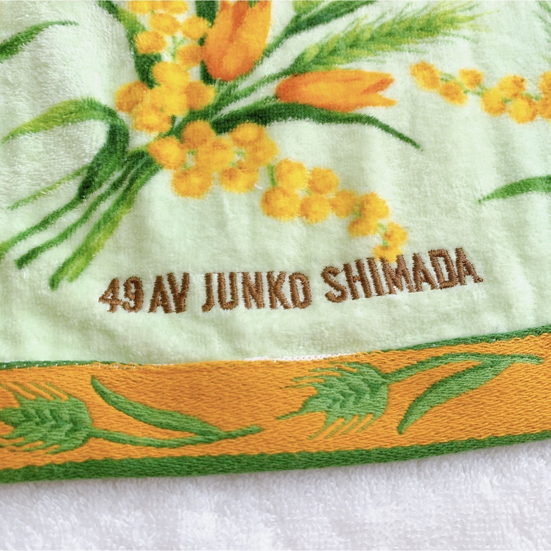 JUNKO SHIMADA(ジュンコシマダ)の【新品】JUNKO SHIMADA 大判サイズタオルチーフ　花柄タオル来客用 レディースのファッション小物(ハンカチ)の商品写真