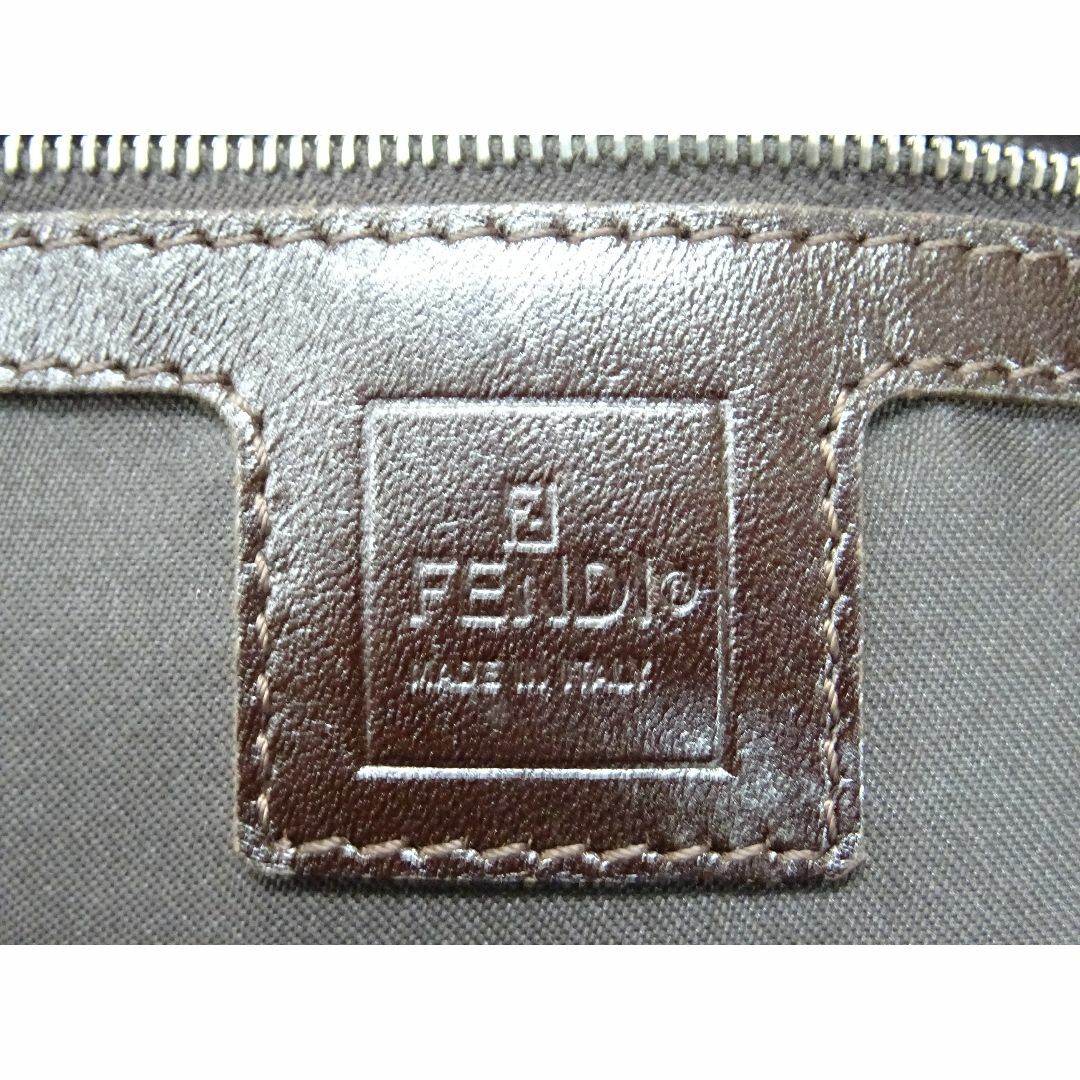 FENDI(フェンディ)のK天003/ FENDI ズッカ キャンバス レザー ハンドバッグ  レディースのバッグ(ハンドバッグ)の商品写真