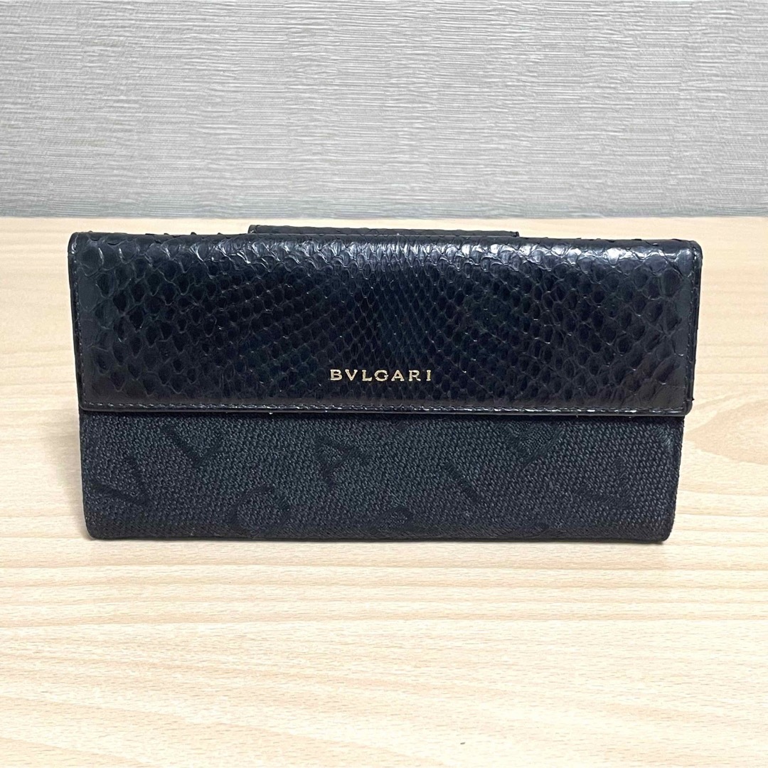 ✨極美品✨BVLGARI ブルガリ 渋谷限定完売品 パイソン ロゴマニア 長財布