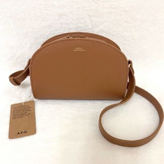 極美品 APC アーペーセー ハーフムーン ミニショルダーバッグ