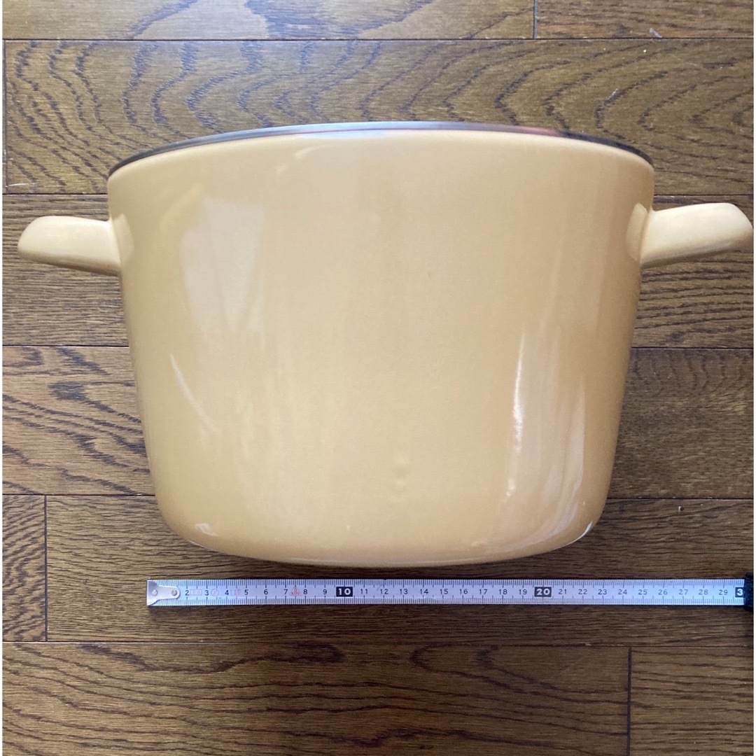 富士ホーロー(フジホーロー)の【新品】MAGGI ENAMEL COOKING POT 🍲 インテリア/住まい/日用品のキッチン/食器(鍋/フライパン)の商品写真