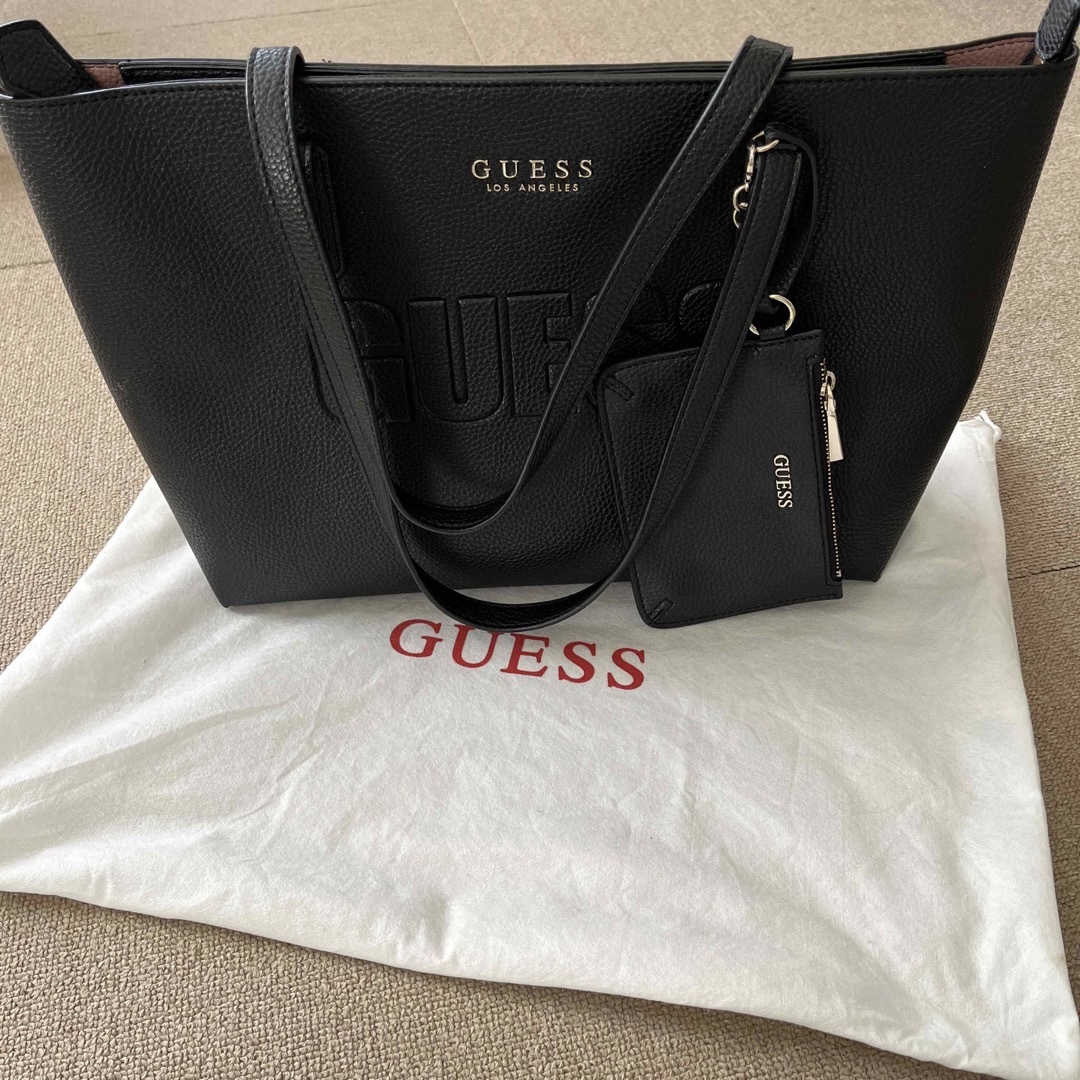 値下げ GUESS ﾊﾝﾄﾞﾊﾞｯｸﾞ 黒 ﾄｰﾄﾊﾞｯｸﾞ ﾐﾆﾎﾟｰﾁ付き