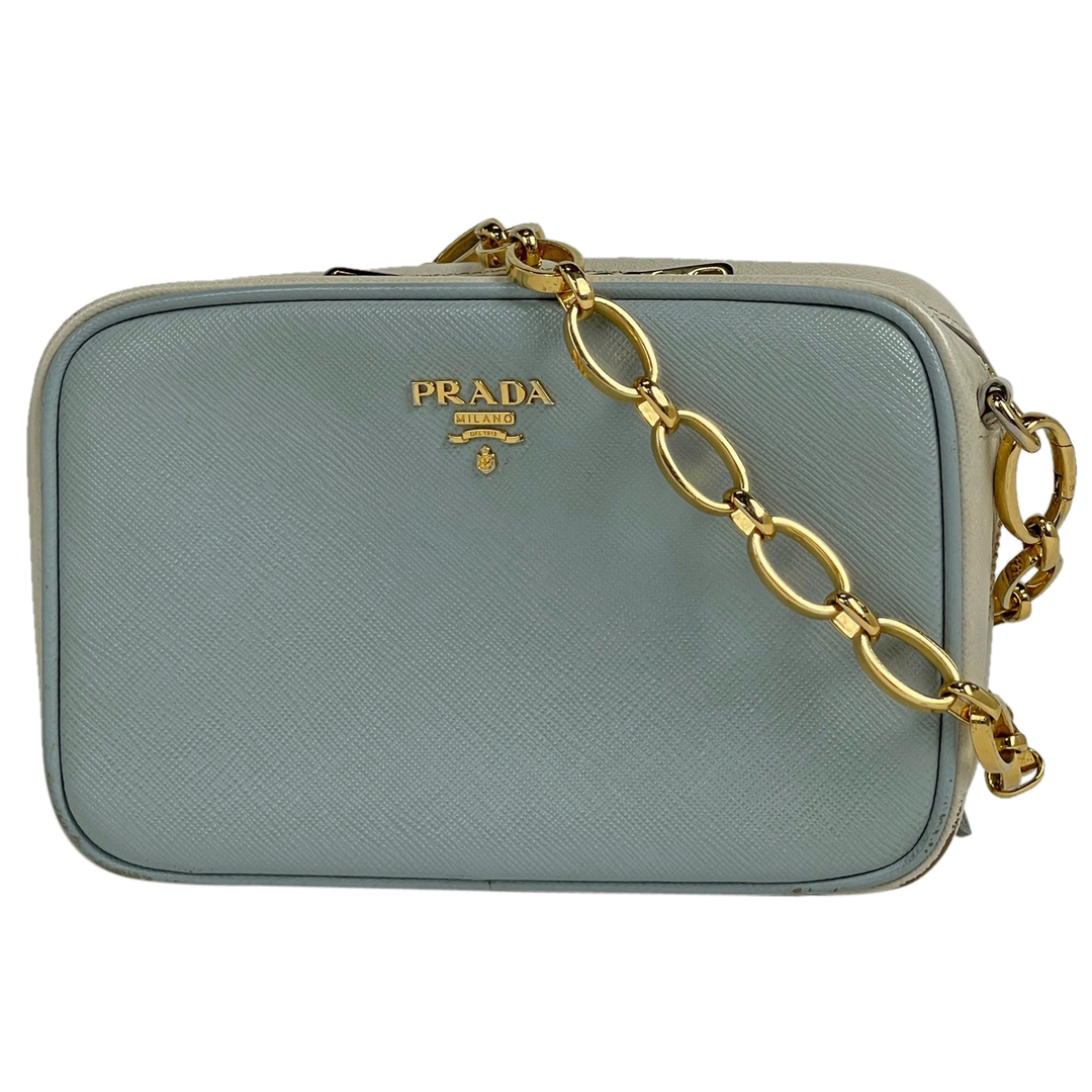 PRADA - プラダ ロゴ チェーン ショルダーバッグ レディース 【中古 ...