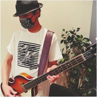 成田昭次 xNORMANダブルネームTシャツ　Ｓ