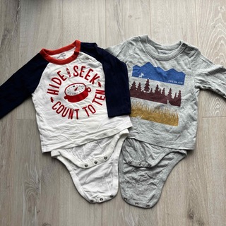 ギャップ(GAP)のbaby Gap ボディースーツ　ロンパース　12〜18months 2枚セット(ロンパース)