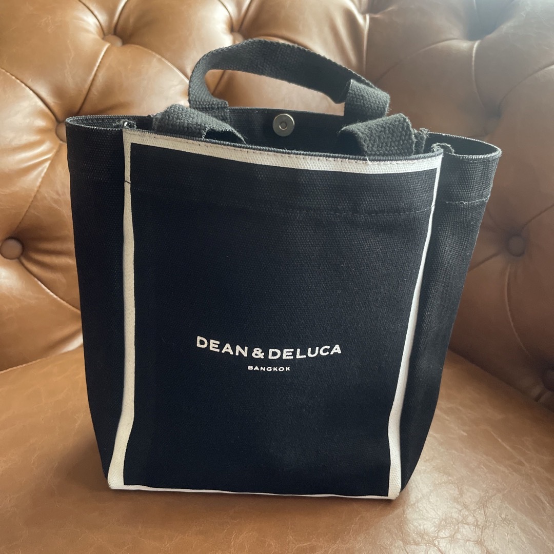 DEAN & DELUCA(ディーンアンドデルーカ)のSALE レア❣️デューン＆デリカ　エコバック　タイ限定❣️ レディースのバッグ(エコバッグ)の商品写真