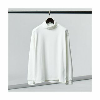 アバハウス(ABAHOUSE)の【ホワイト】【パウダーストレッチ】スムース タートルネック(Tシャツ/カットソー(半袖/袖なし))