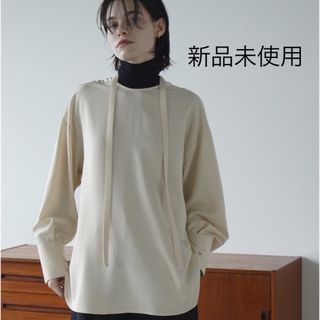 クラネ(CLANE)の★ラスト１点【新品未使用】CLANE RIBBON TIE TOPS アイボリー(シャツ/ブラウス(長袖/七分))