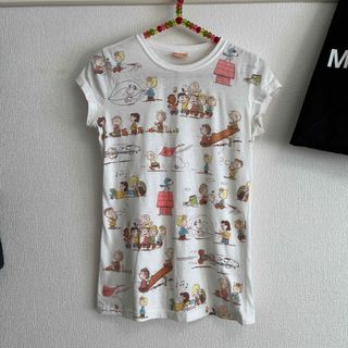 スヌーピー(SNOOPY)のスヌーピー　SNOOPY Tシャツ(Tシャツ(半袖/袖なし))