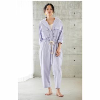 KiiRA - kiira smocking jump suits off white 新品の通販 by ultraman KiiRA - kiira smocking jump suits off white 新品の通販 by ultraman
