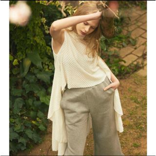 juemi Longtail Mesh Lace Top
