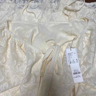 新品タグ付き mysty woman レースボレロキャミワンピース2P