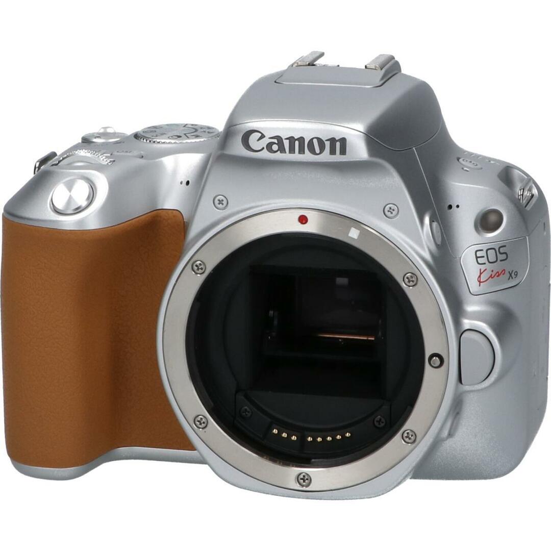 Canon - ＣＡＮＯＮ ＥＯＳ ＫＩＳＳ Ｘ９ ＳＩＬＶＥＲの通販 by