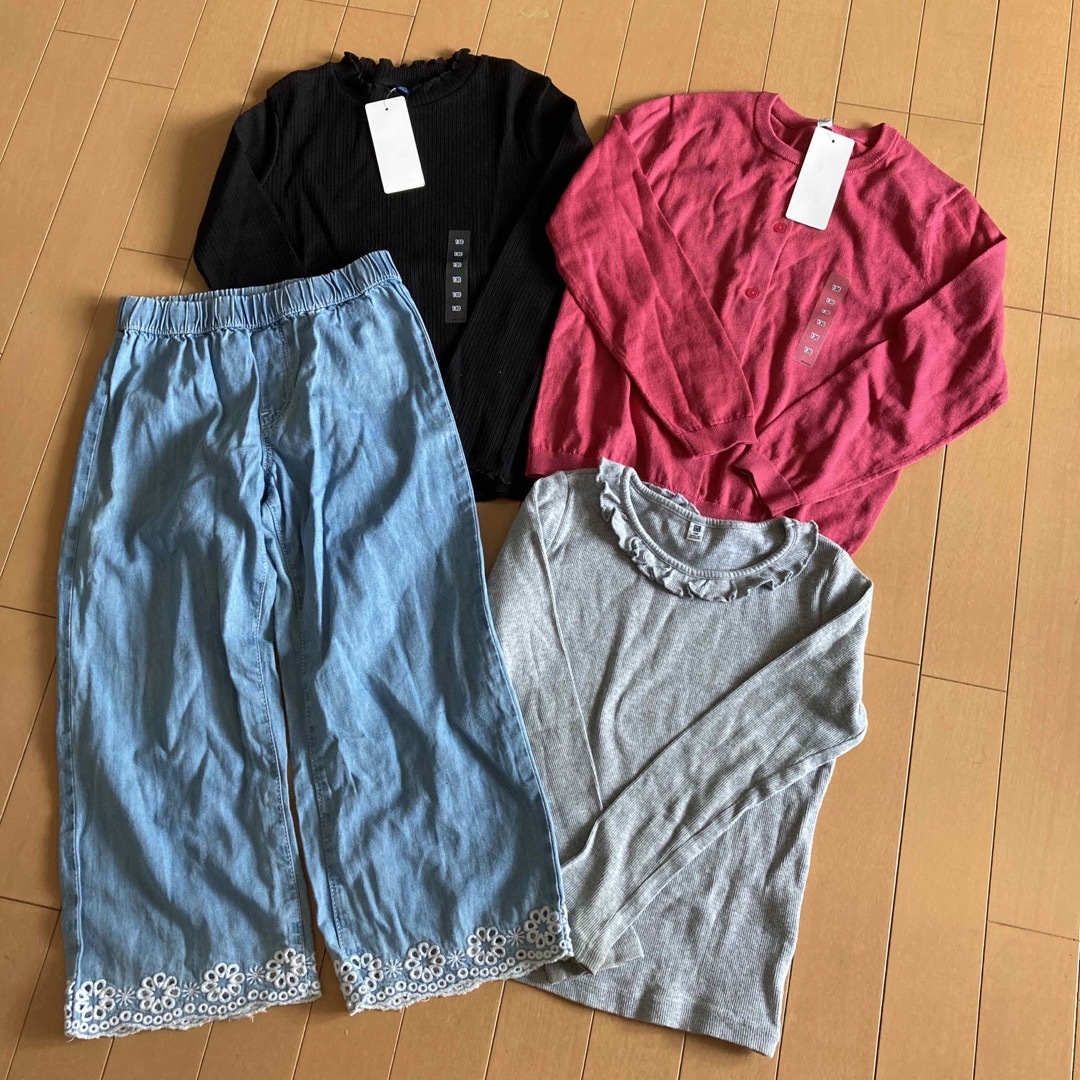 UNIQLO(ユニクロ)の130センチ4枚セット(新品2枚) キッズ/ベビー/マタニティのキッズ服女の子用(90cm~)(その他)の商品写真