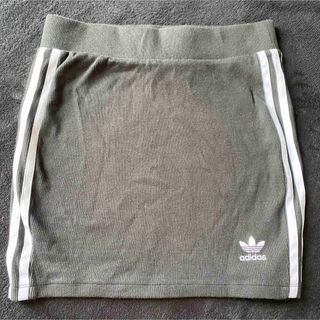 アディダス(adidas)のミニスカート♡(ミニスカート)