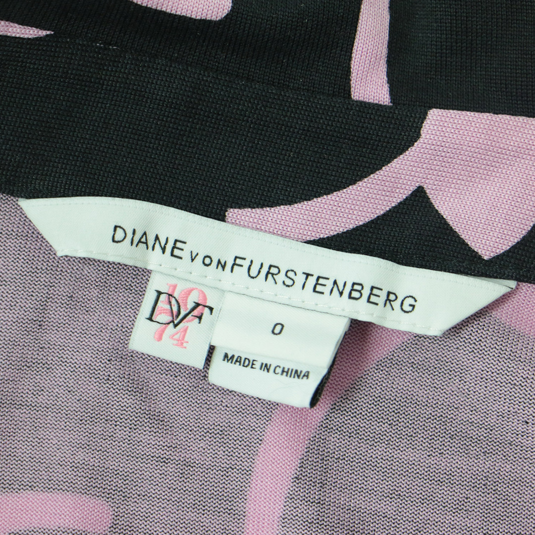 DIANE von FURSTENBERG(ダイアンフォンファステンバーグ)のDIANE VON FURSTENBERG ダイアンフォンファステンバーグ ワンピース ドレス ロング ブラック ピンク 黒 0(S) Iライン オープンカラー 七分袖 ラップ カシュクール フラワープリント 花柄 ABIGAIL シルク 絹 柄ワンピース ブランド【レディース】【中古】【K3866】 レディースのワンピース(ロングワンピース/マキシワンピース)の商品写真