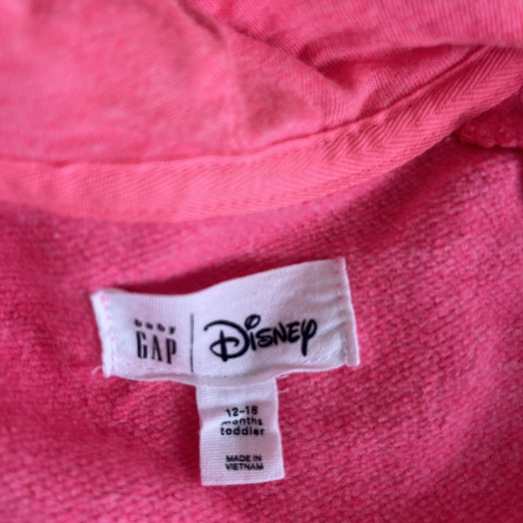 GAP Kids(ギャップキッズ)のGAP Disney パーカー　ピンク キッズ/ベビー/マタニティのベビー服(~85cm)(トレーナー)の商品写真