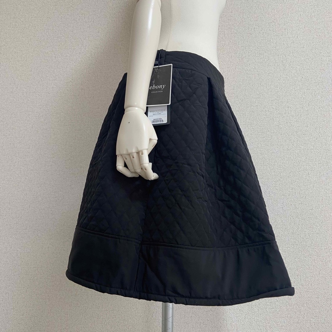 Ebonyivory(エボニーアイボリー)の未使用　ebonyキルティング　フレアスカートＭ〜L レディースのスカート(ひざ丈スカート)の商品写真