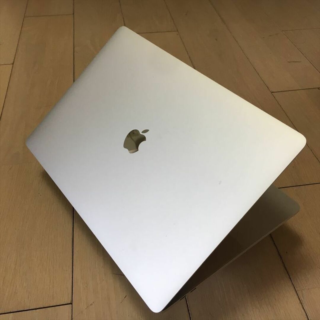 MacBook Pro 15.4インチ 2019 i9