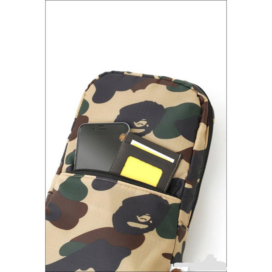 A BATHING APE(アベイシングエイプ)のBAPE◆A BATHING APE／迷彩カモ◆ボディバッグ◆付録品ノベルティ メンズのバッグ(ボディーバッグ)の商品写真