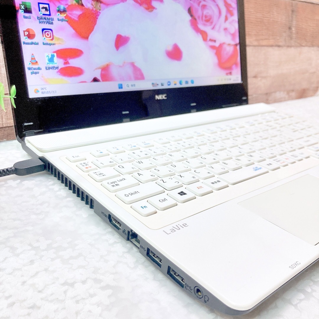 NEC - すぐに使える❣白ノートパソコン✨大容量500GB❣WEBカメラ