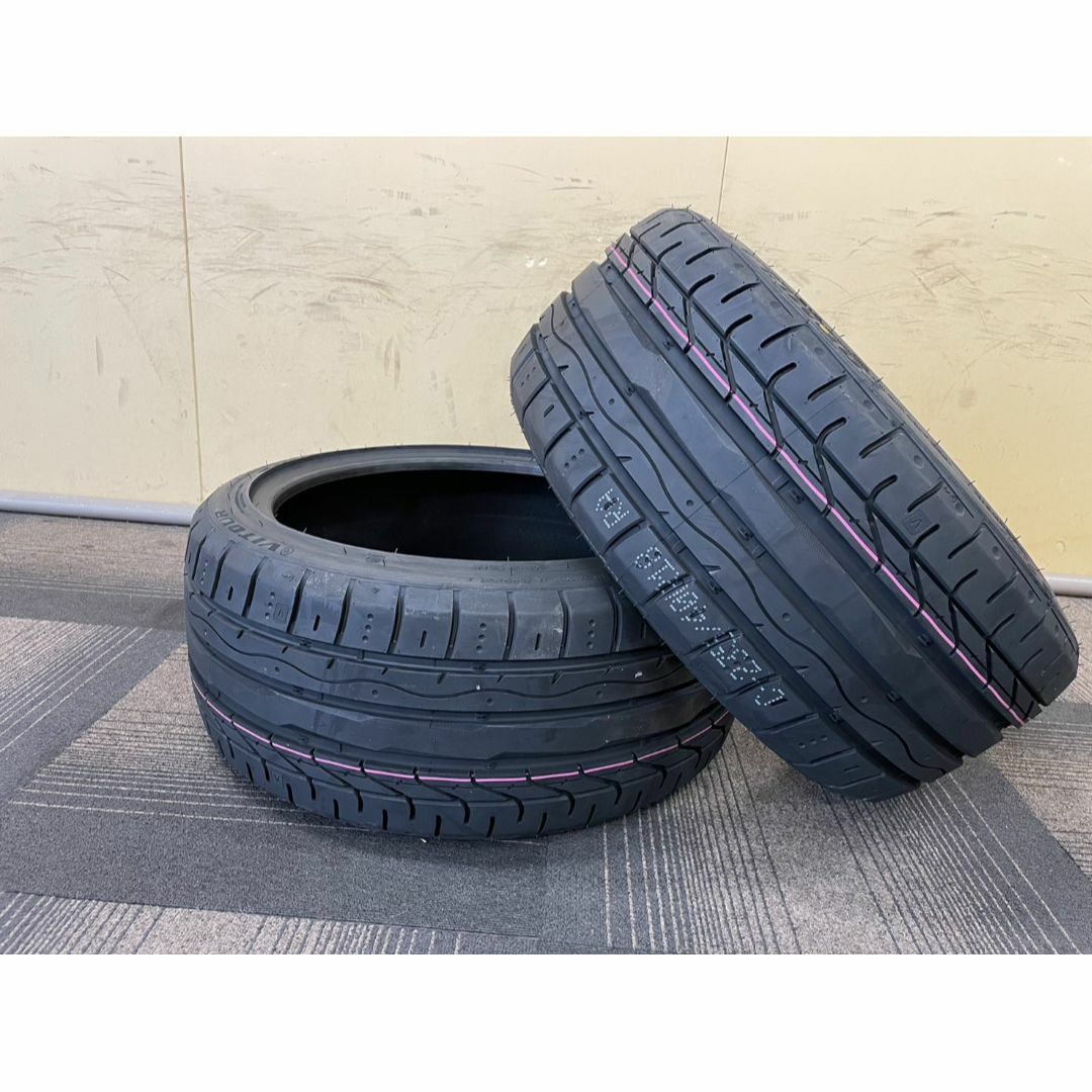 【送料無料】新品 未使用 タイヤ  225/40/18  225/40R18