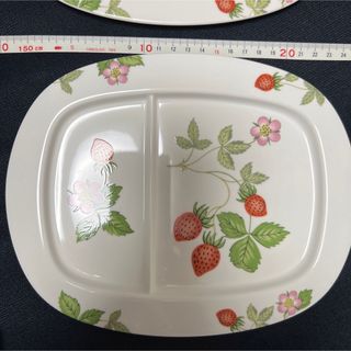 キッチン/食器美品 WEDGWOOD ウェッジウッド ワイルドストロベリー 中皿 4枚 21cmプレート セット デザート ケーキ SY7144