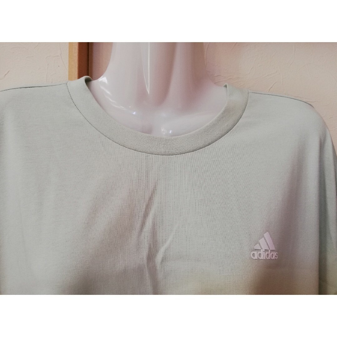 adidas(アディダス)の新品♡adidas♡ロング長袖Tシャツ♡XLサイズ♡定価5,500円！ レディースのトップス(Tシャツ(長袖/七分))の商品写真