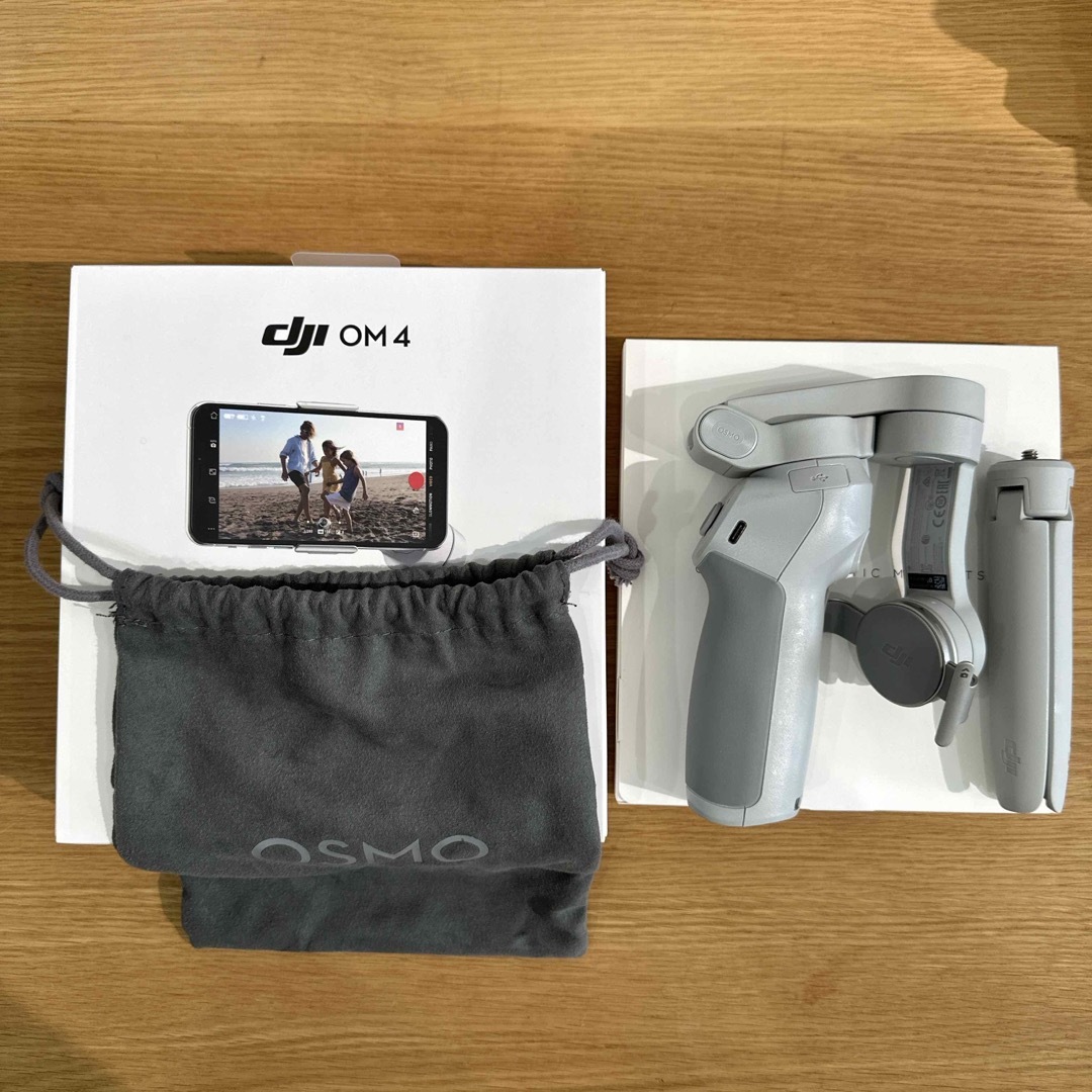 Inspire（DJI）(インスパイア)のDji om4 ジンバル　スマホ スマホ/家電/カメラのスマホアクセサリー(自撮り棒)の商品写真