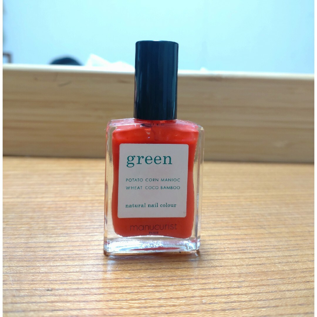 green(グリーン)のグリーン　マニキュリスト　レッドコーラル コスメ/美容のネイル(マニキュア)の商品写真