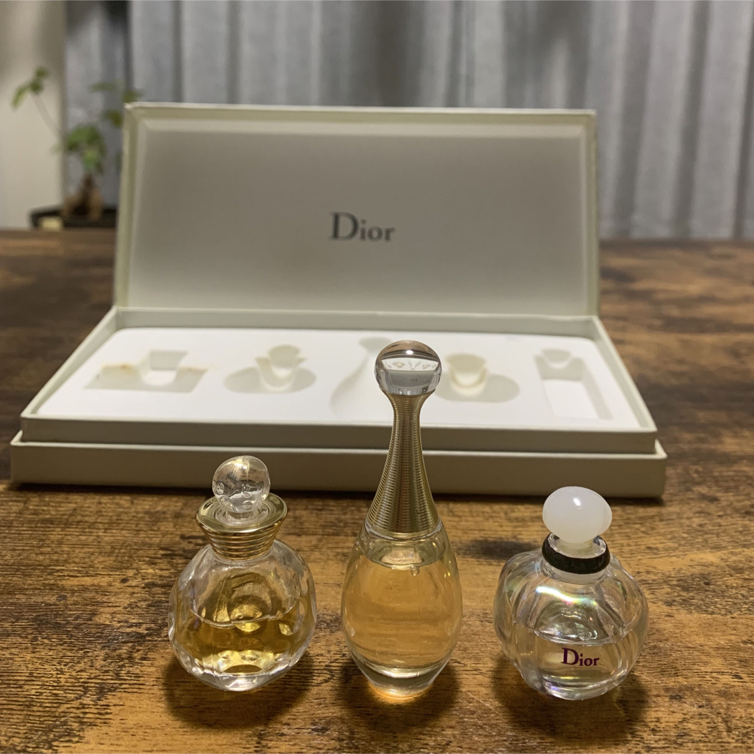 Christian Dior - 🐰様専用 ディオール Dior香水ミニボトル3本セットの ...