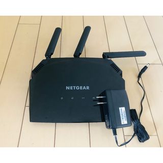 中古NETGEAR WiFiルーター無線LAN AC2000 R6850(PC周辺機器)