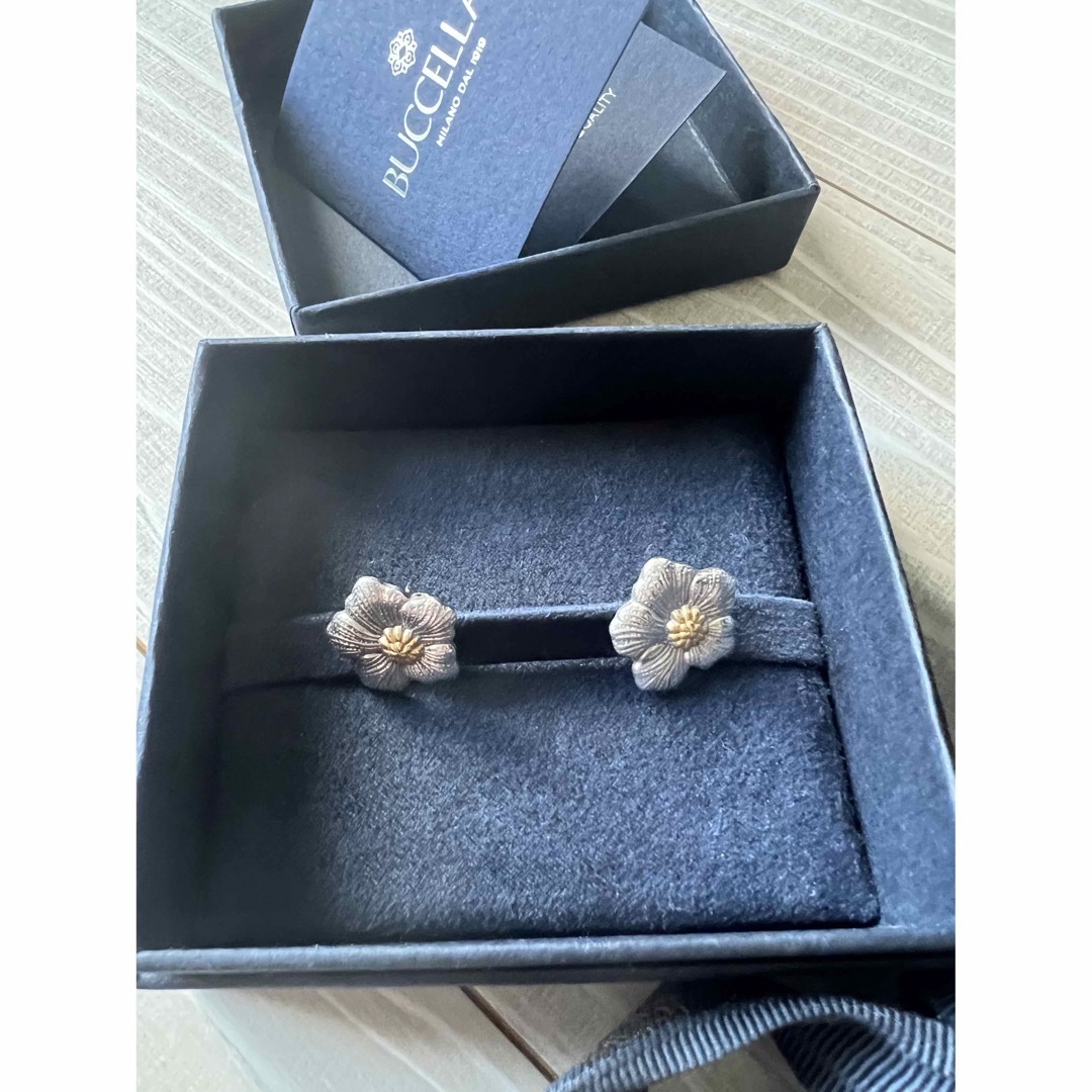 Buccellatiブチェラッティ花ピアス-