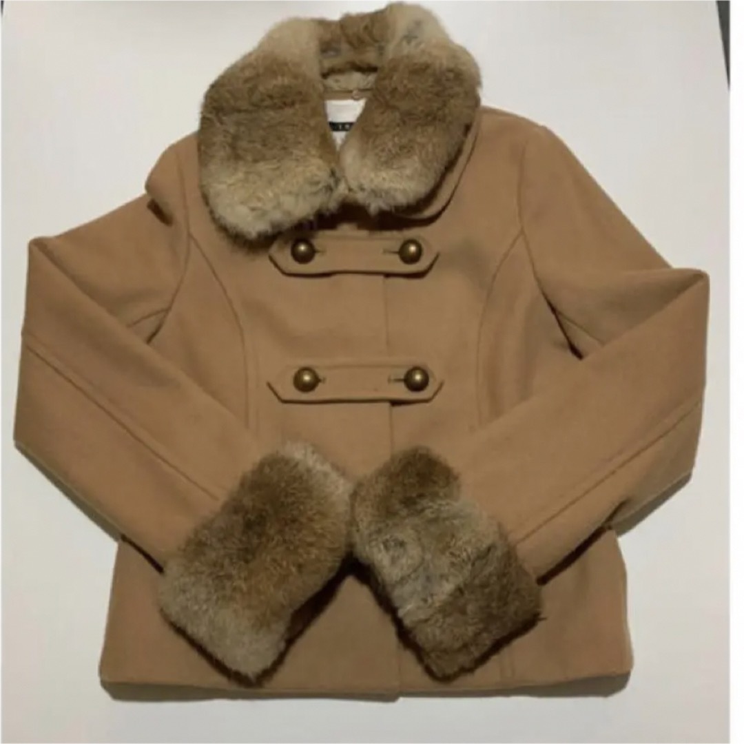 INGNI(イング)のINGNIファーコート レディースのジャケット/アウター(毛皮/ファーコート)の商品写真