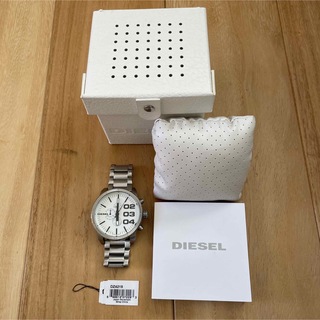 DIESEL ディーゼル　DZ4219 アナログ腕時計　海外モデル箱•取説付属①
