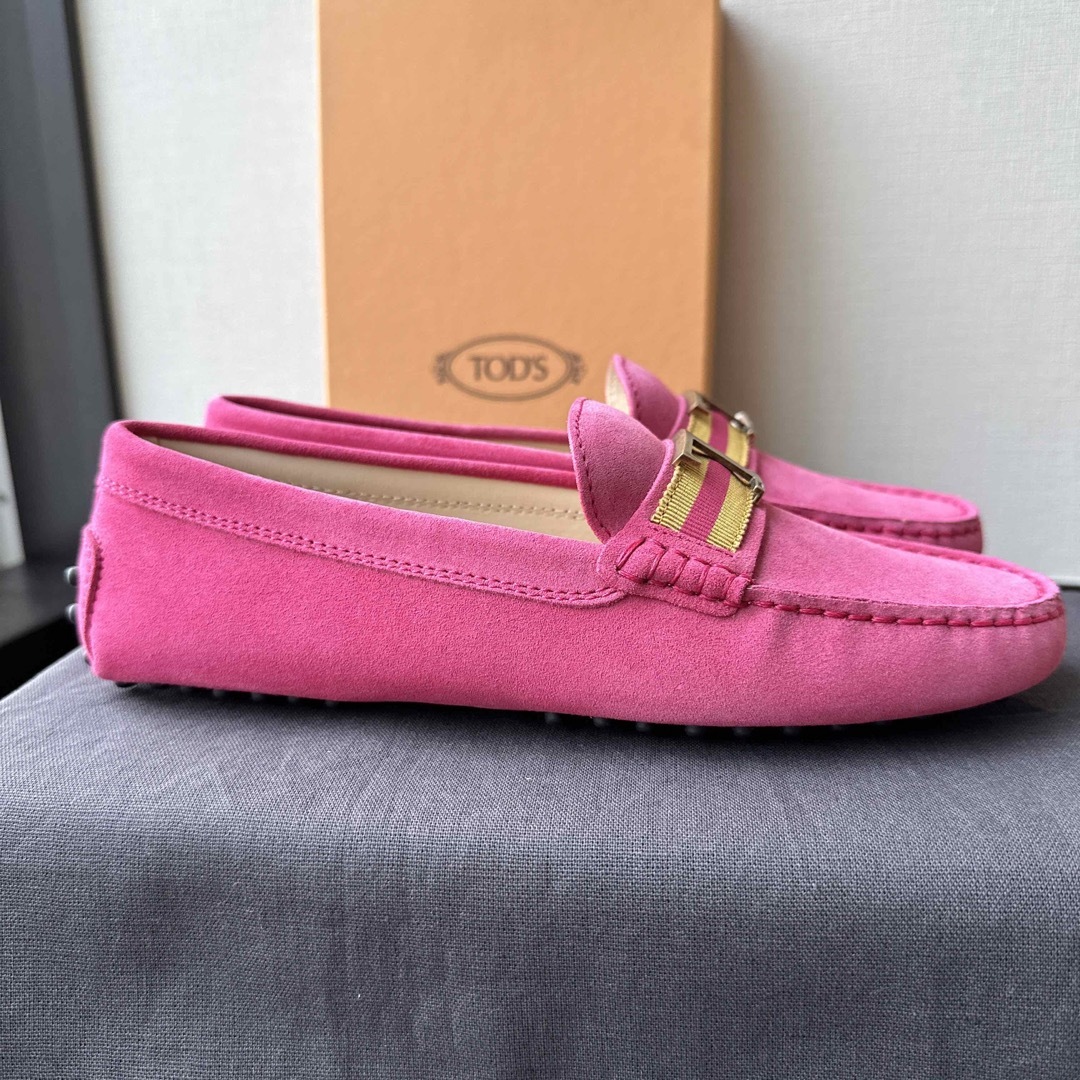 TOD'S(トッズ)の10/25までTOD'S GOMMINI ローファー36.5 新品 レディースの靴/シューズ(ローファー/革靴)の商品写真