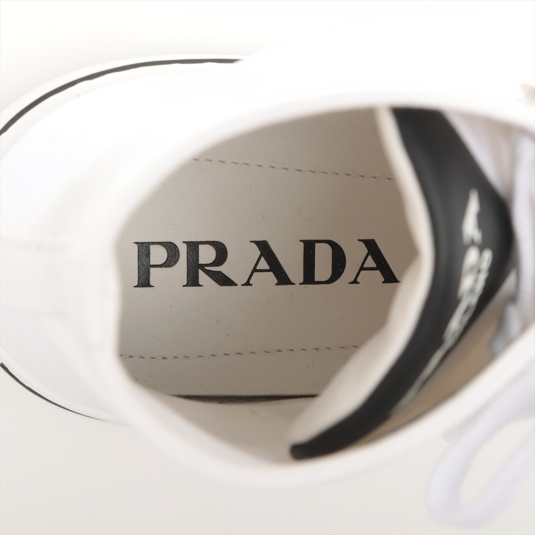 PRADA(プラダ)のプラダ  キャンバス 6 1/2 ホワイト メンズ スニーカー メンズの靴/シューズ(スニーカー)の商品写真