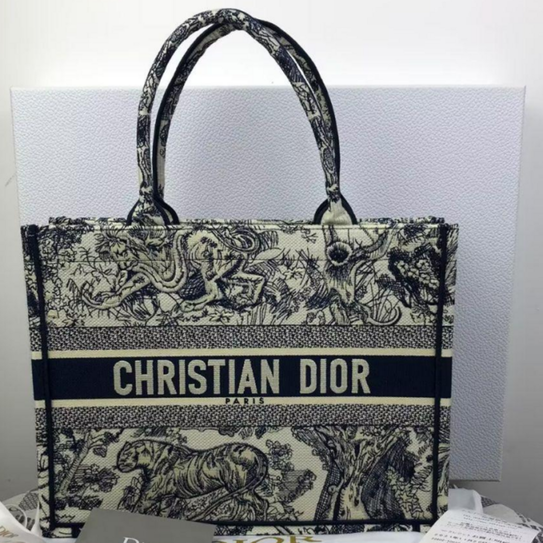 新作☆日本未入荷【DIOR】BOOK TOTEミディアムバッグ