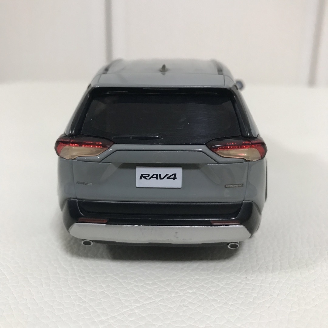 非売品 カラーサンプル 1/30 ミニカー トヨタ RAV4 ADVENTURE 2QU