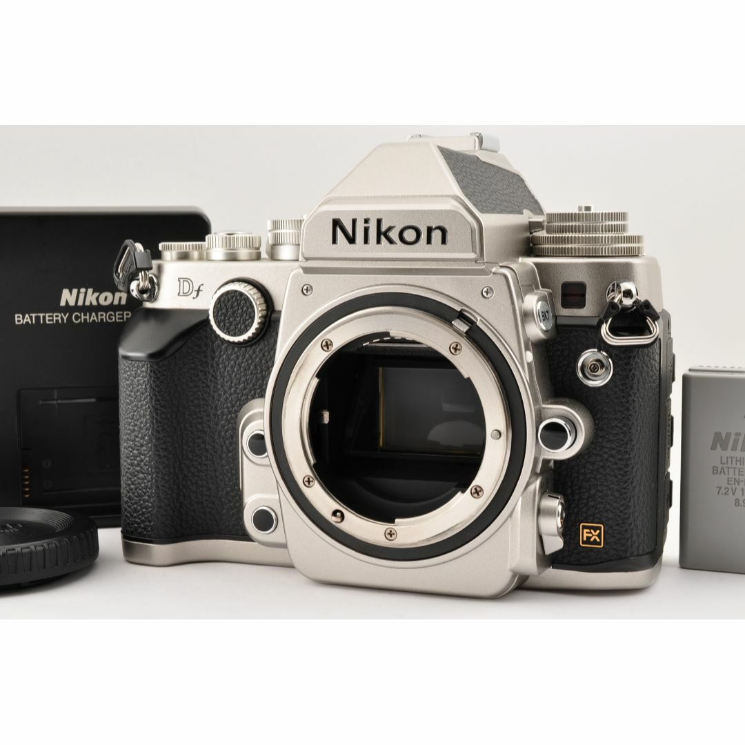 Nikon - Nikon Df シルバー シャッター数：1054 超美品 送料無料 #EI19