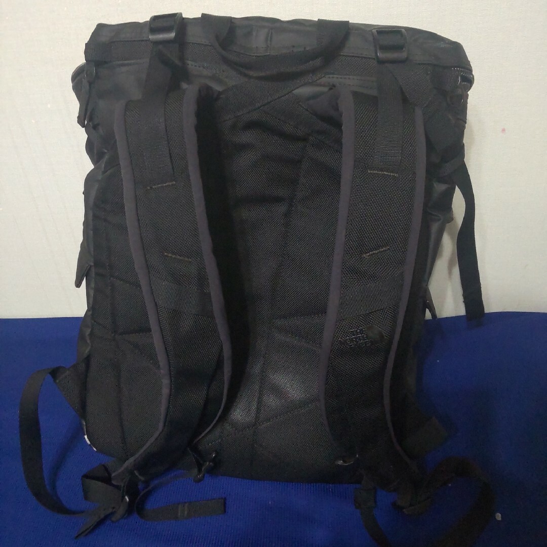 THE NORTH FACE(ザノースフェイス)の専用 ザ・ノース・フェイス　バックパック30L メンズのバッグ(バッグパック/リュック)の商品写真