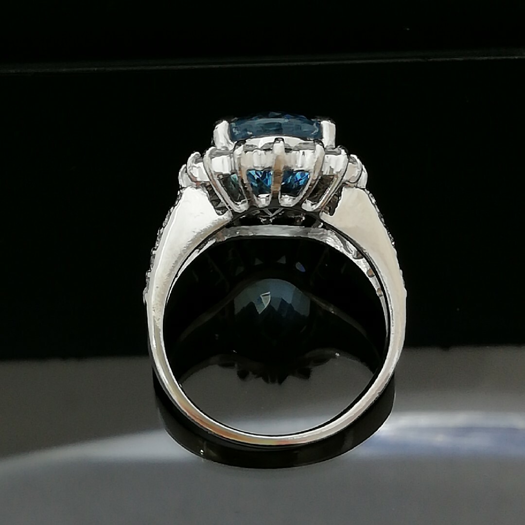 Pt900✨アクアマリン6.07ct✨ダイヤ1.26ct✨キラキラ大ぶりリング✨ レディースのアクセサリー(リング(指輪))の商品写真