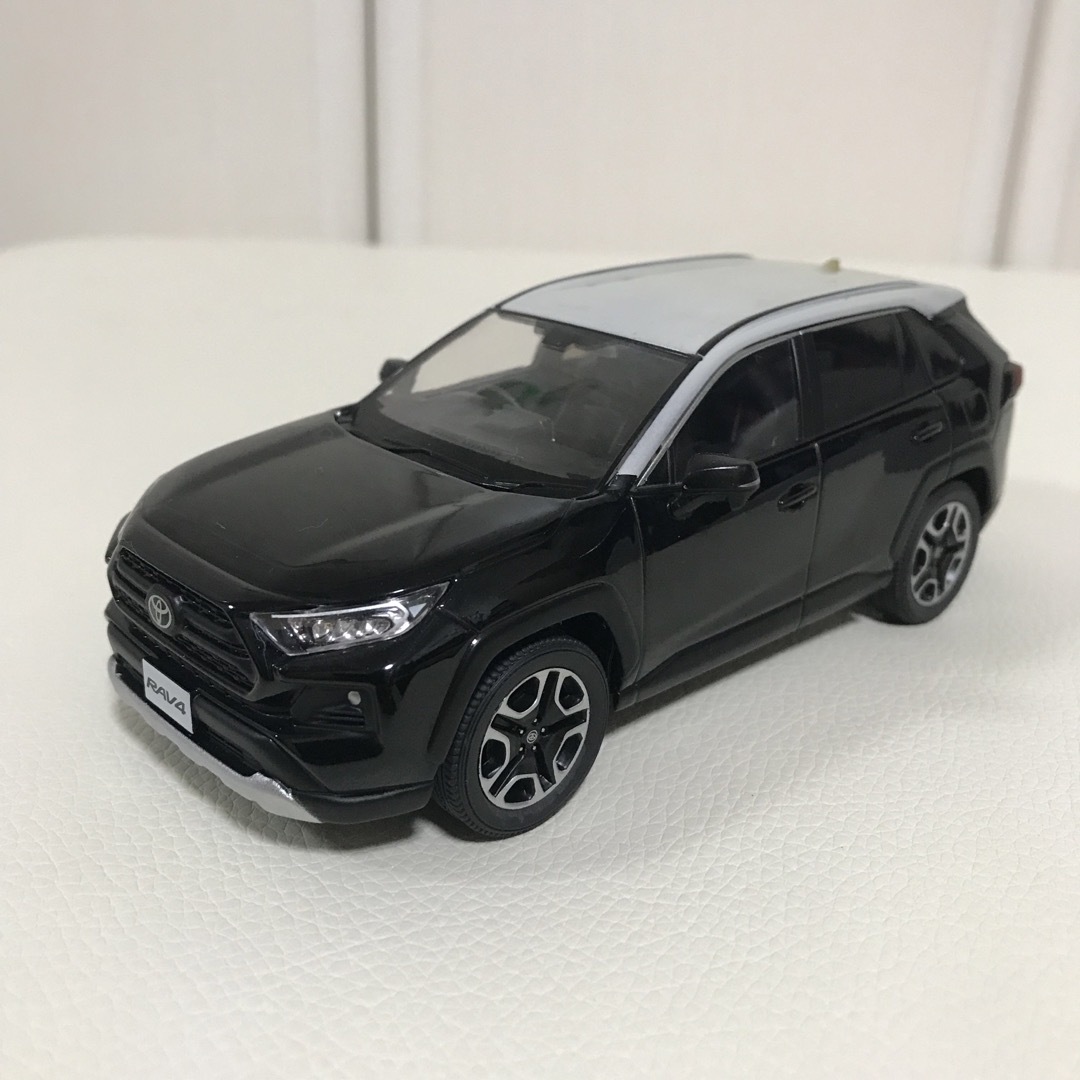 トヨタ　RAV4 アドベンチャー　ミニカー