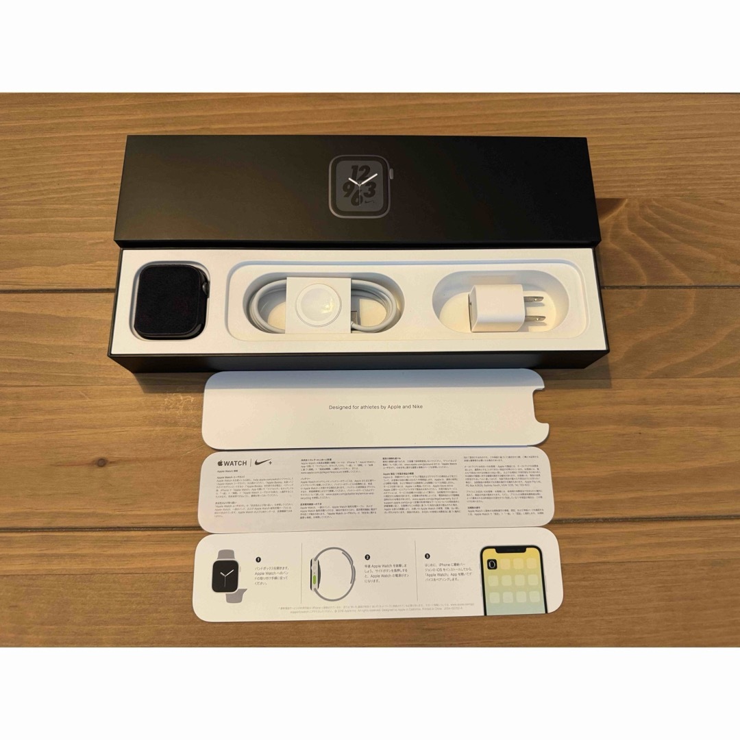 AppleWatch Series4  44mm  SpaceGray GPS