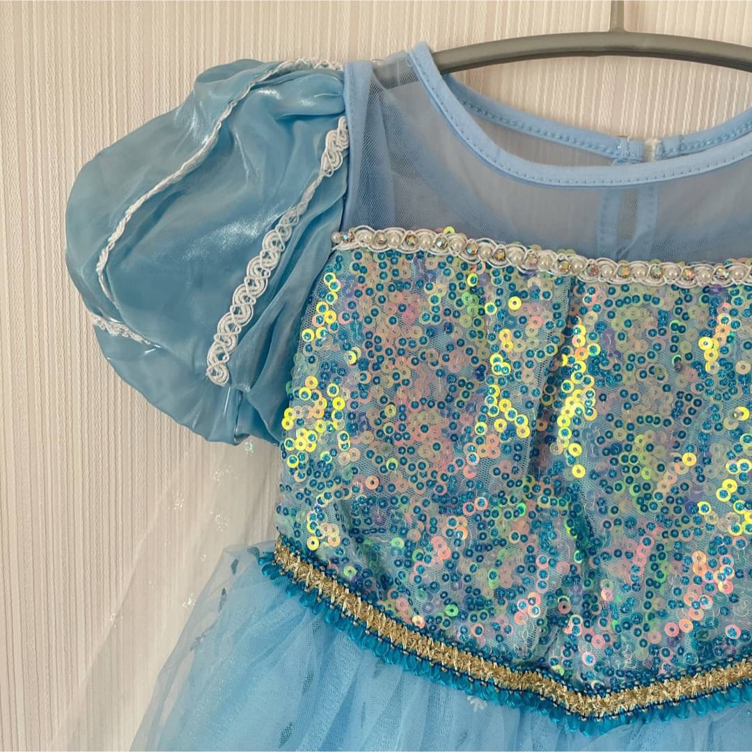 新品  アナ雪ドレス アナ雪 フォーマル プリンセスドレス ディズニー 120 キッズ/ベビー/マタニティのキッズ服女の子用(90cm~)(ワンピース)の商品写真