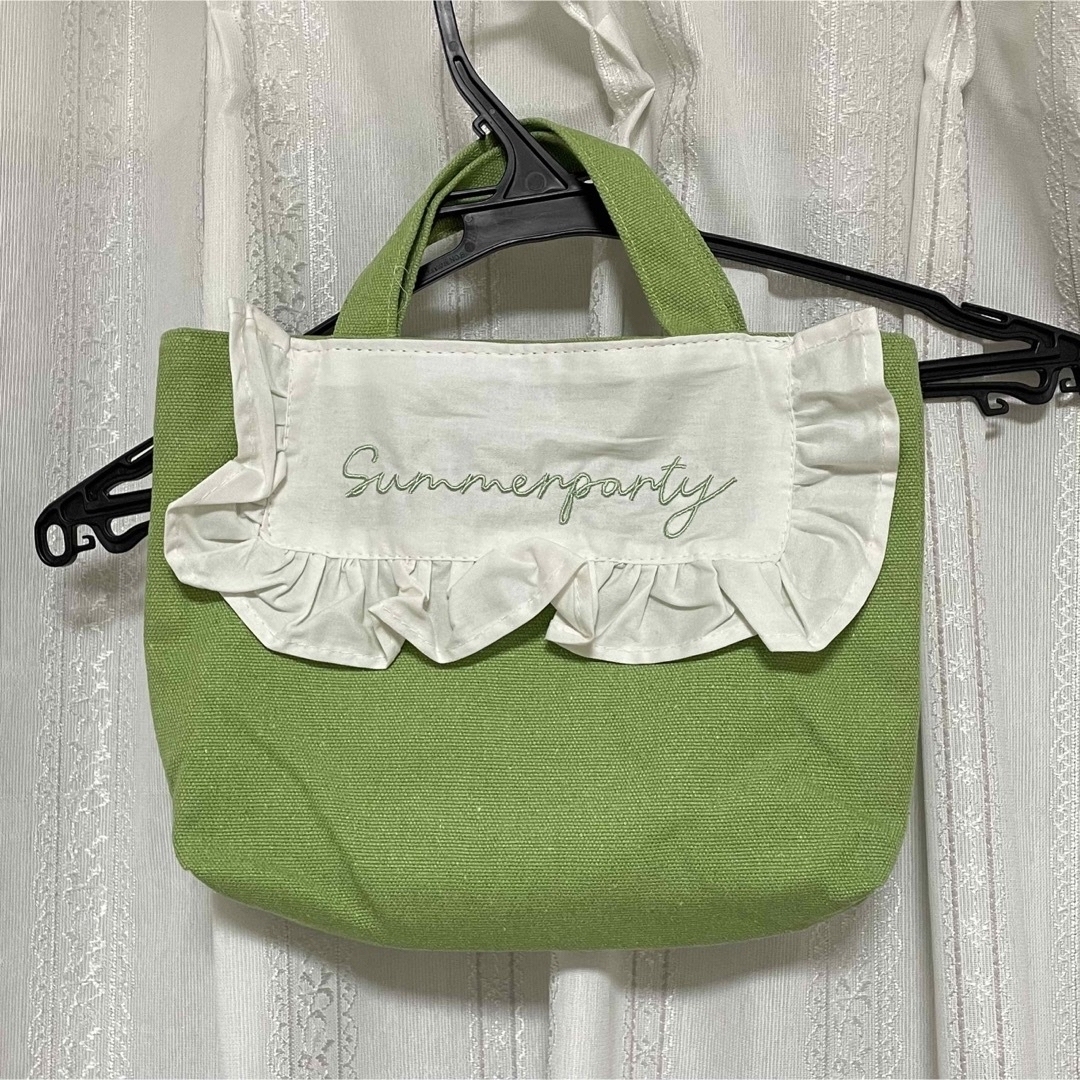 フリル ハンドバッグ 緑色 グリーン レディースのバッグ(ハンドバッグ)の商品写真