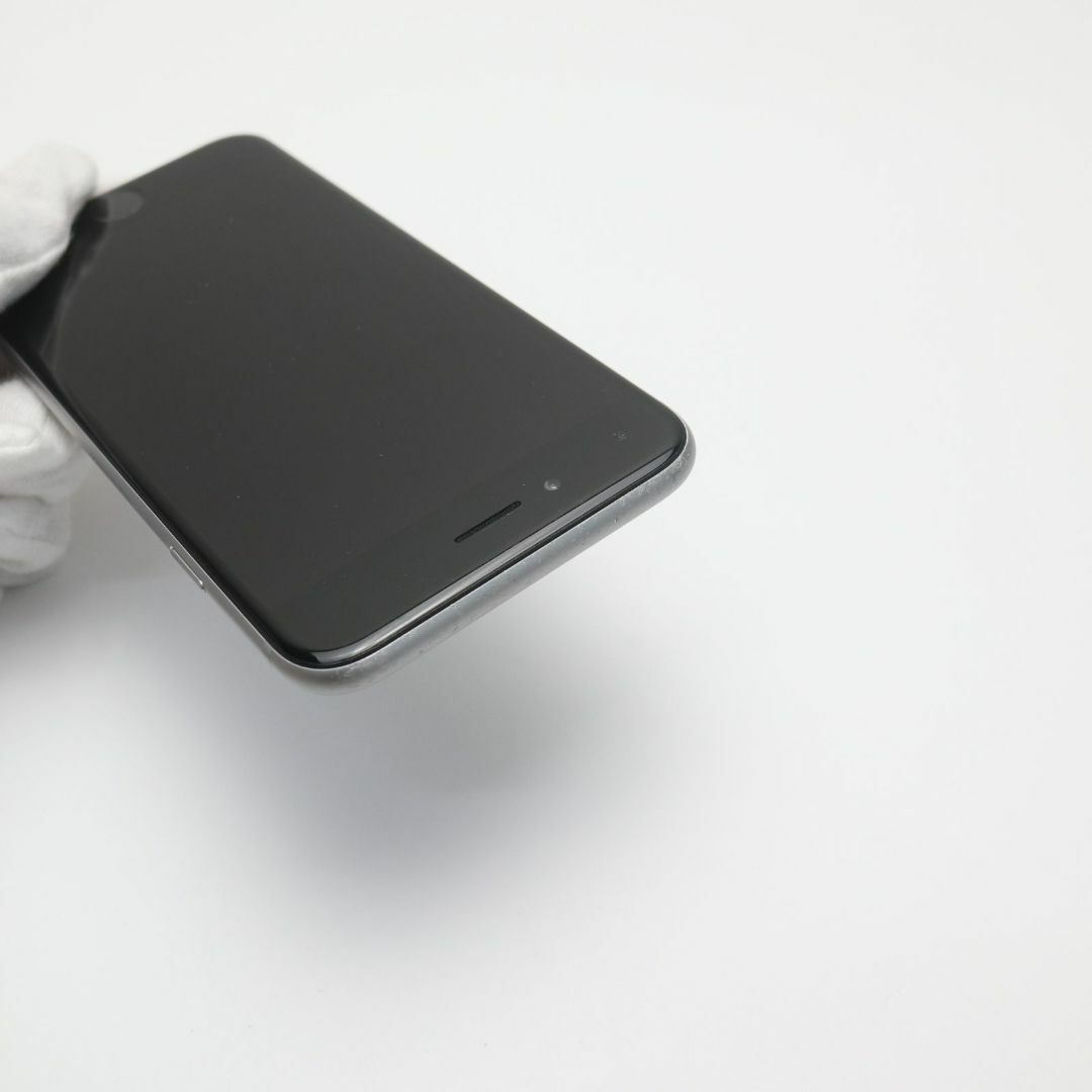 iPhone(アイフォーン)のau iPhone6 16GB スペースグレイ  スマホ/家電/カメラのスマートフォン/携帯電話(スマートフォン本体)の商品写真