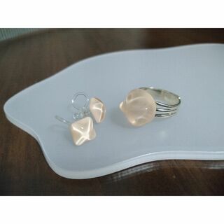 【Handmade】指輪＆イヤリングのセット（ピンク）(リング)