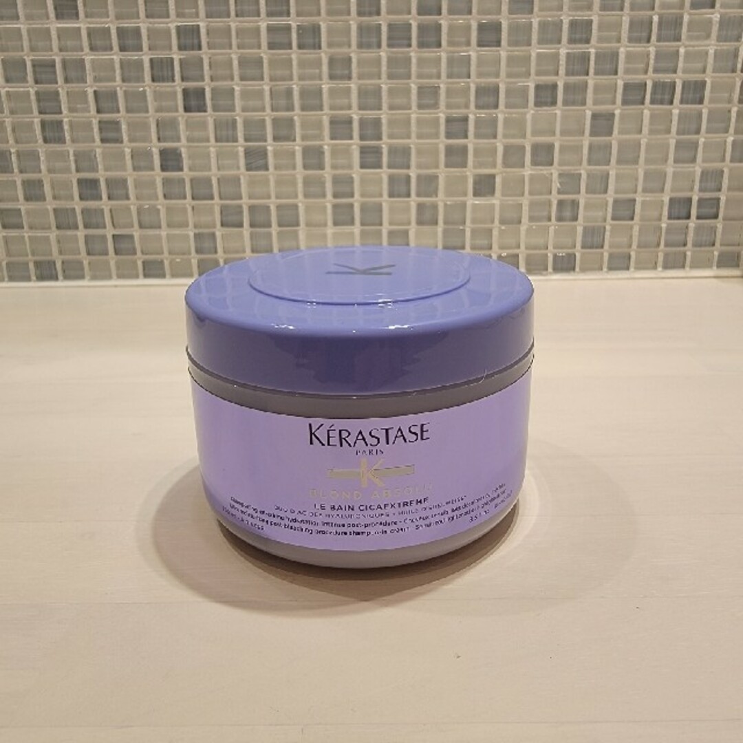 KERASTASE(ケラスターゼ)の新品未使用　　ケラスターゼ　バン　シカエクストリーム　250ml コスメ/美容のヘアケア/スタイリング(シャンプー)の商品写真